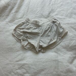 LULUEMON WHITE HOTTY HOT SHORTS